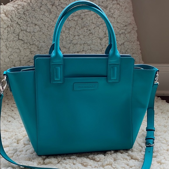 Vera Bradley Handbags - ✨HOST PICK✨ Vera Bradley Northbrook Tote